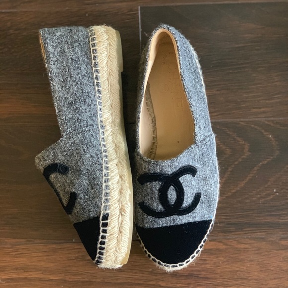 CHANEL TWEED ESPADRILLES - Picture 2 of 3
